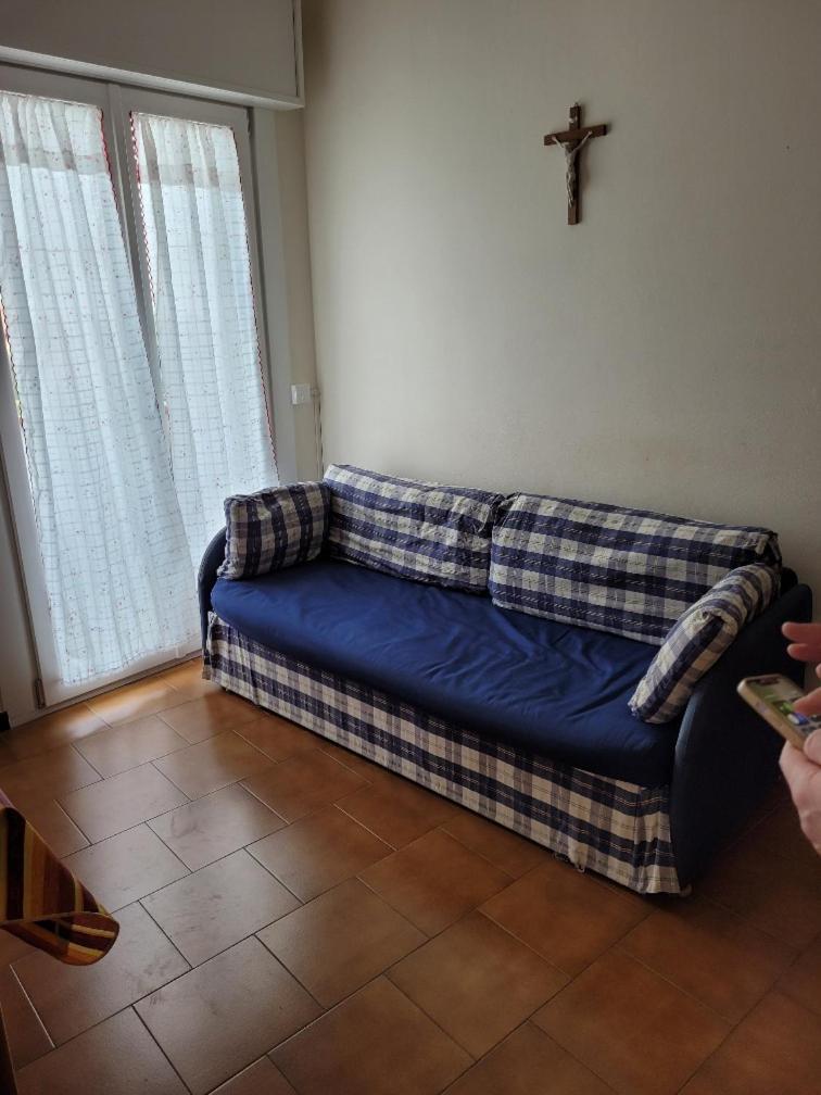 Ampio Bilocale Caorle Lungomare Levante Bagian luar foto